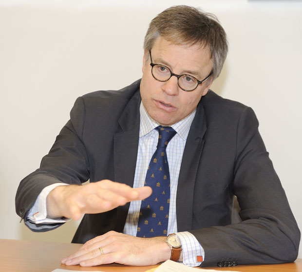 ШПИЈУНКА: Тенис због Нолета